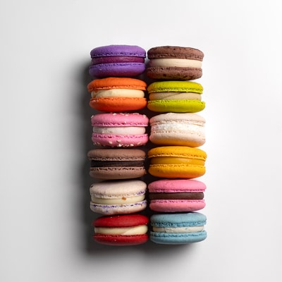 Set of 12 Assorted Macarons