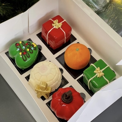Christmas Set of 6 Individual Desserts